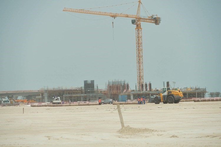 العمل يجري على قدم وساق بالمشروع﻿