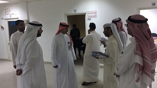 اكتشاف العديد من المنشأت المغلقة ووضع رمز 72 وفترة للعمالة لتسوية أوضاعها والمغادرة