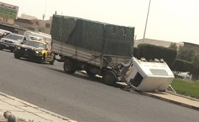 الكابينة وقد انفصلت عن الشاحنة ﻿