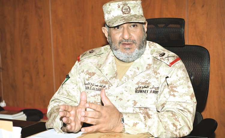 إعادة النظر في رواتب وعلاوات منتسبي الجيش