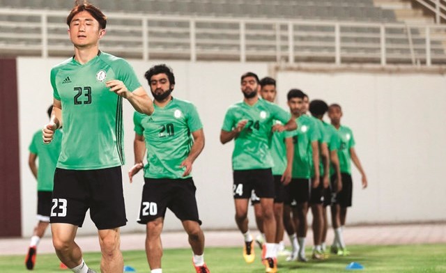 الوحدة الإماراتي جاهز مع مدربه﻿