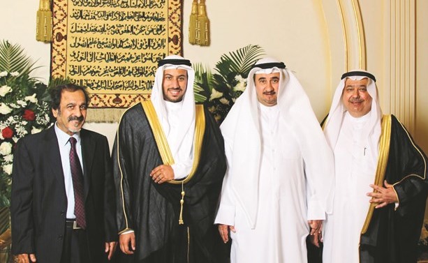 عم المعرس العقيد م.عبدالعزيز دشتي يبارك ﻿