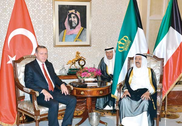 صاحب السمو الأمير الشيخ صباح الأحمد والرئيس التركي رجب طيب أردوغان خلال المباحثات
