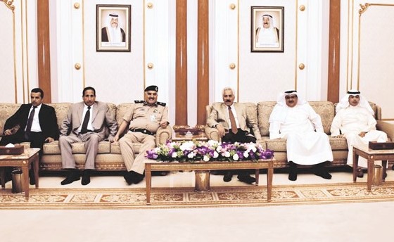 قيادات الداخلية في استقبال الفريق محمود الدوسري لدى عودته﻿