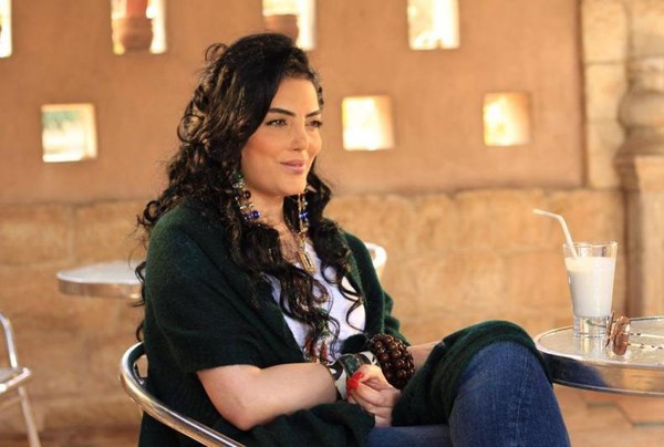 مي عز الدين آخرهن: خمس نجمات خضعن لجراحة تجميل الأنف والنتيجة صادمة