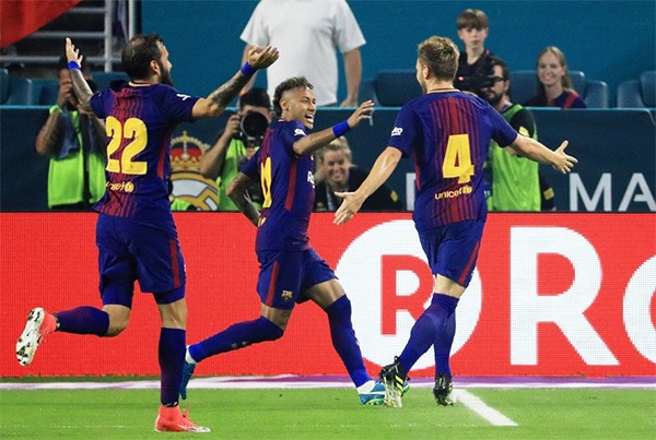 "كلاسيكو ودي".. ينتهي بتفوق برشلونة على غريمه التقليدي ريـال مدريد