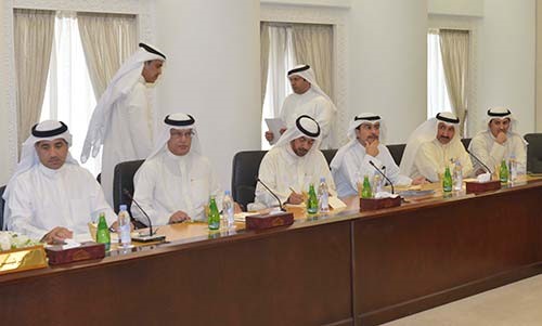 الدقباسي : الحكومة أطلعتنا على الشأن الخارجي والدفاع والأمن ونحن اليوم صف واحد