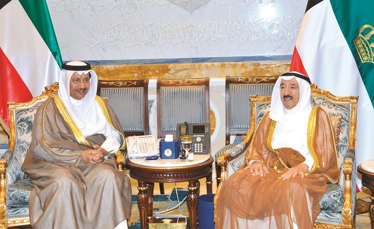 صاحب السمو الأمير خلال استقباله سمو رئيس الوزراء الشيخ جابر المبارك ﻿
