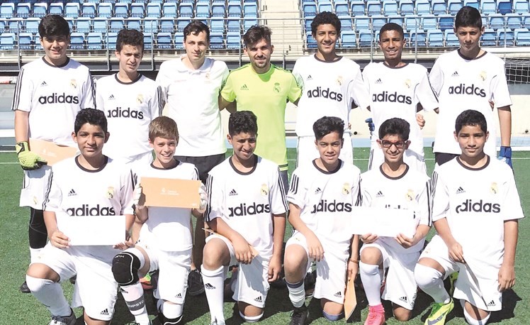 اختتام المعسكر التدريبي لأكاديمية VIVA ريال مدريد لكرة القدم بزيارة البرنابيو