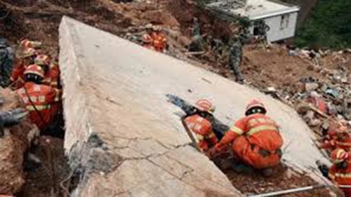 مقتل 23 شخصا في انهيار أرضي في الصين