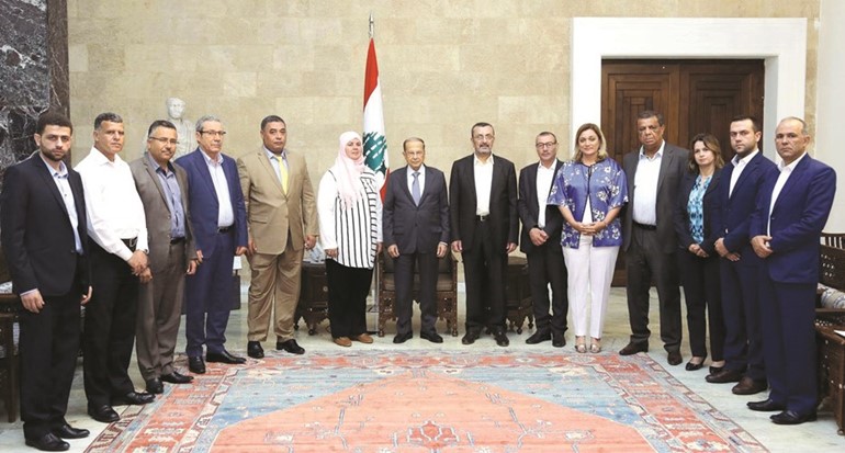 الرئيس العماد ميشال عون مستقبلا وفدا نيابيا تونسيا في بعبدا	(محمود الطويل)﻿