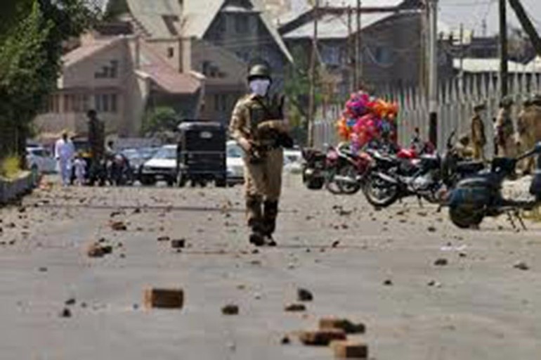 الهند.. مقتل جنديين وثلاثة مسلحين في اشتباكات بولاية جامو وكشمير