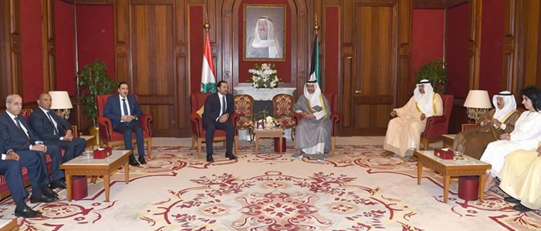 أمير البلاد استقبل رئيس الوزراء اللبناني بقصر بيان صباح اليوم