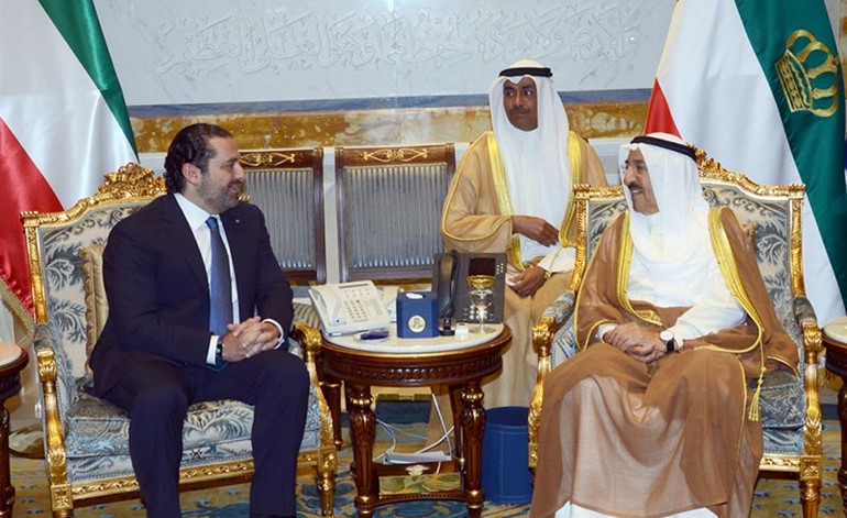 أمير البلاد استقبل رئيس الوزراء اللبناني بقصر بيان صباح اليوم