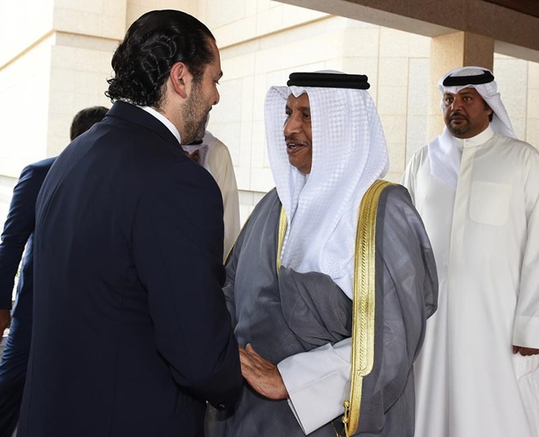 أمير البلاد استقبل رئيس الوزراء اللبناني بقصر بيان صباح اليوم