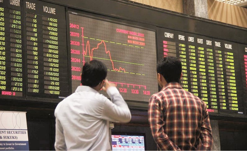أسهم شركات السياحة والطيران الأوروبية تتكبد خسائر كبيرة بعد اعتداءات برشلونة