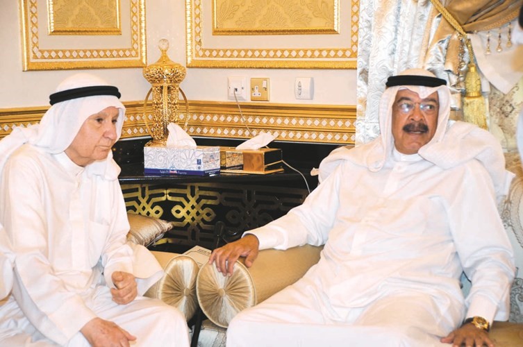يوسف الجاسم معزيا﻿