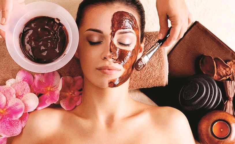 قناع القهوة والكاكاو لنضارة البشرة