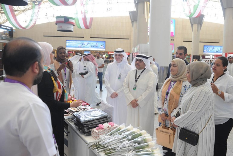 تكاتف جهود "الداخلية" و"الصحة" و"الأوقاف "في مطار الكويت للتسهيل على الحجاج
