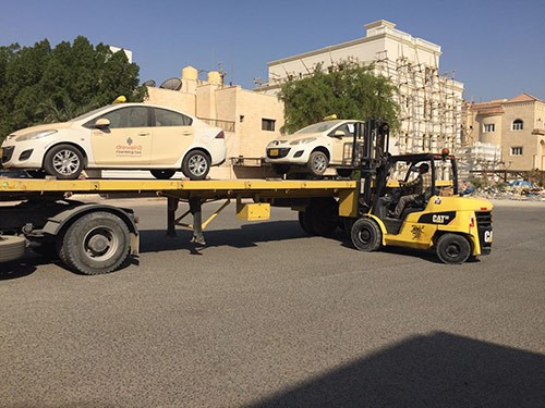 محافظة حولي : حملات مكثفة لرفع السيارات المتهالكة والطراريد حفاظا على المظهر العام