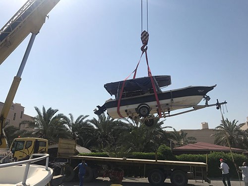 محافظة حولي : حملات مكثفة لرفع السيارات المتهالكة والطراريد حفاظا على المظهر العام