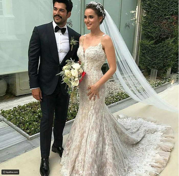 صور أشهر زيجات المشاهير في 2017 صراع الأجمل والأسوأ على فستان الزفاف