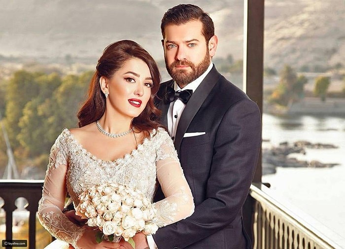 صور أشهر زيجات المشاهير في 2017 صراع الأجمل والأسوأ على فستان الزفاف