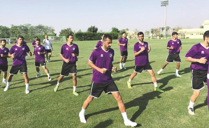 البلام وإبراهيم يدرسان ملف المحترفين بسرية
