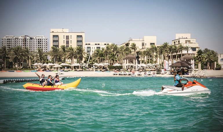 «جميرا شاطئ المسيلة» يقدم مجموعة من العروض المميزة بمناسبة عيد الأضحى