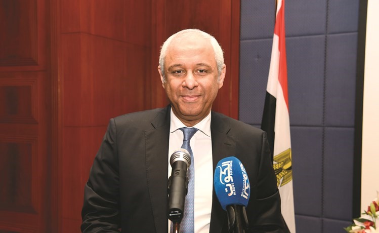 السفير ياسر عاطف﻿