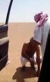 بالفيديو.. شابان يوثقان لحظة إنقاذهما سعوديا فقد مع أبنائه بصحراء عرعر