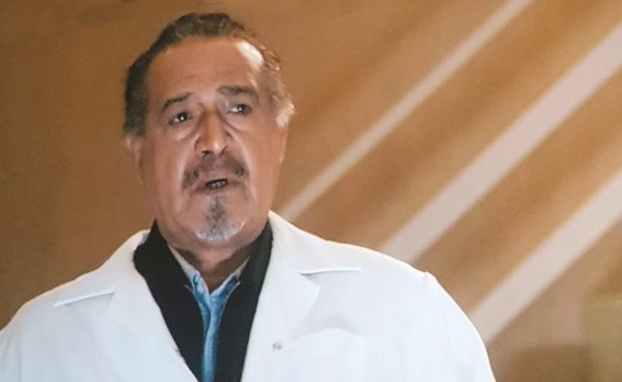 النبهان في مشهد من الفيلم﻿