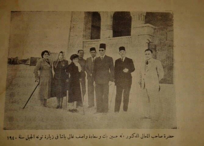 قصة الأميرة العاشقة التي بنى طه حسين منزله بجوار قبرها