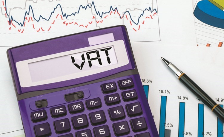 ضريبة القيمة المضافة.. ماذا تعني لعملك؟