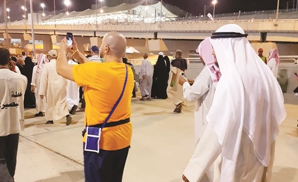 سناب شات اطلق خدمة حج لايف﻿