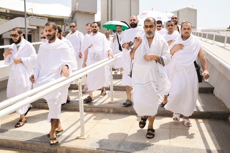 بعثة الحج بوزارة الدفاع خلال أداء المناسك﻿