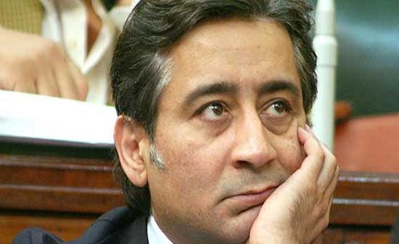 أحمد عز﻿