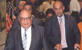 الشيخ خالد الجراح وأنس الصالح لدى وصولهما إلى واشنطن﻿