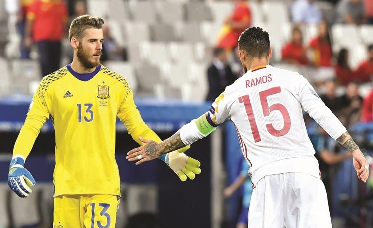 دي خيا يريد تحقيق حلمه بالانتقال إلى ريال مدريد﻿