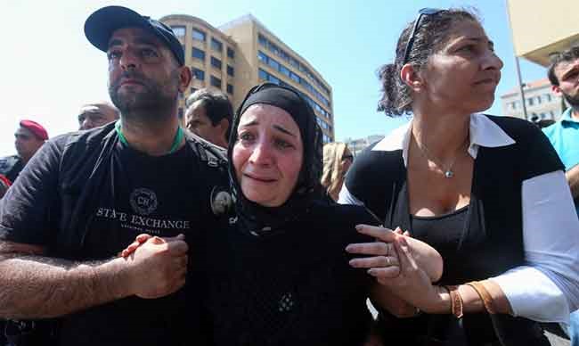 لبنان يُشيّع العسكريين العشرة الذين قتلهم "داعش" بمراسم رسمية