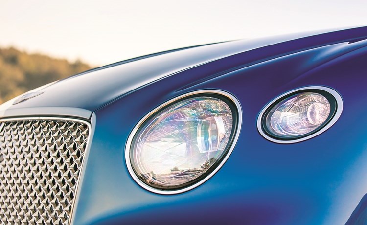 بنتلي CONTINENTAL GT الجديدة كلياً.. فخامة عالية الأداء