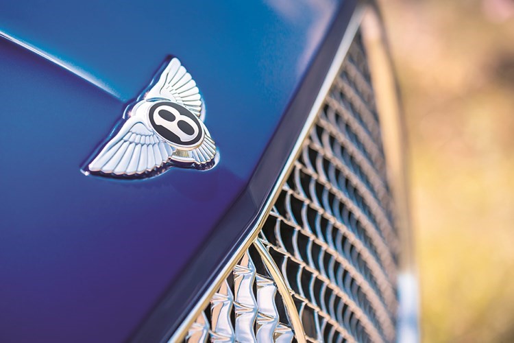 بنتلي CONTINENTAL GT الجديدة كلياً.. فخامة عالية الأداء