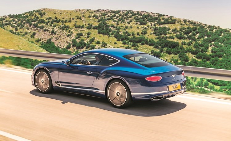 بنتلي CONTINENTAL GT الجديدة كلياً.. فخامة عالية الأداء