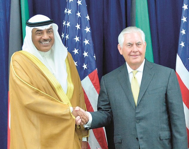 الشيخ صباح الخالد ووزير الخارجية الأميركي ريكس تيلرسون خلال اجتماع الدورة الثانية للحوار الاستراتيجي بين البلدين﻿