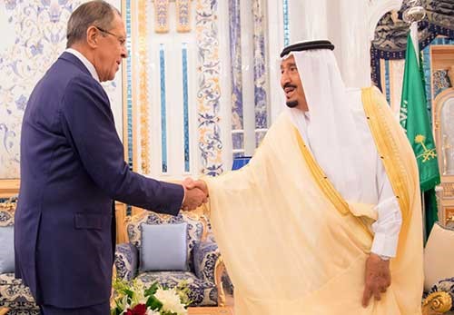 خادم الحرمين مستقبلاً سيرجي لافروف