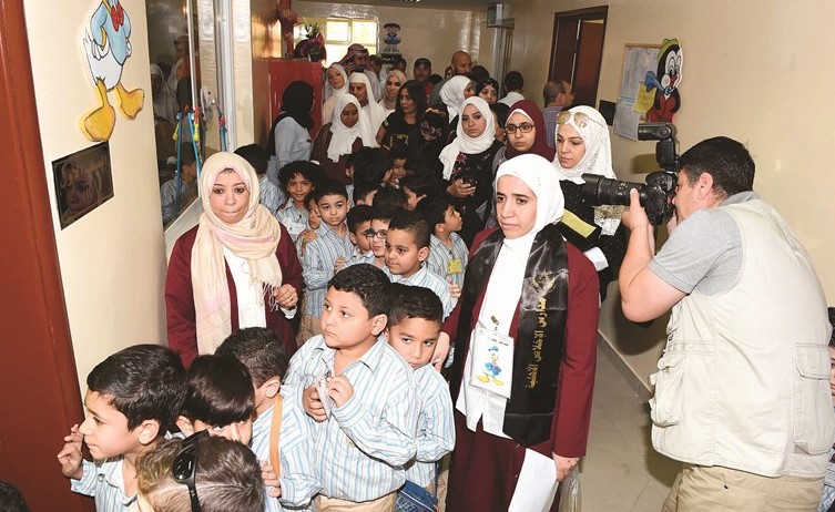جولة في مرافق المدرسة﻿