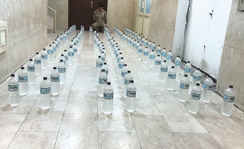 من الخمور المضبوطة في محافظة الفروانية﻿