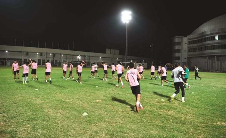 العربي يواصل تدريباته للقاء القادسية في الديربي ﻿
