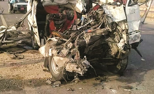 جانب من الحادث الجديد على طريق سنور في بني سويف﻿