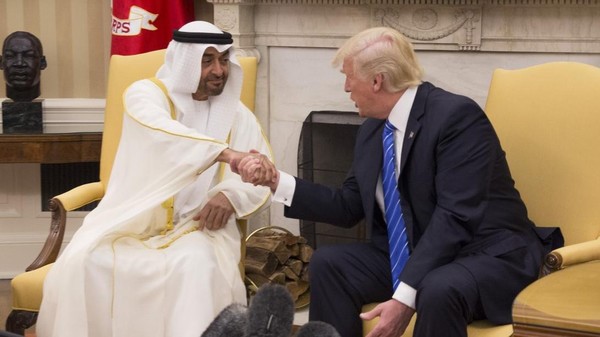 الرئيس الأميركي والشيخ محمد بن زايد 